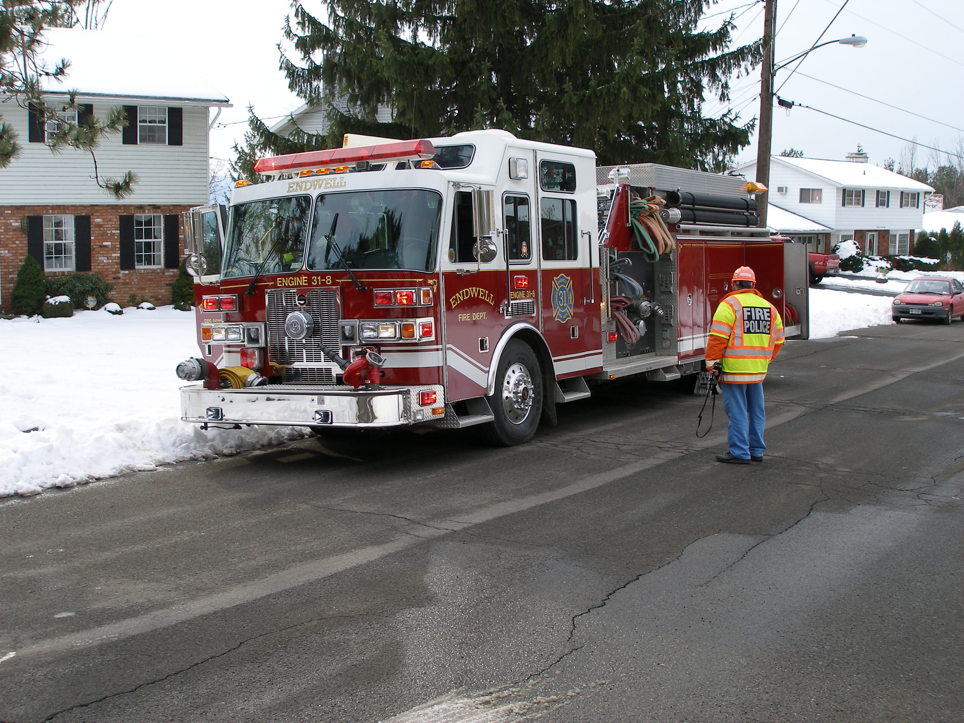 12-23-05  Response - Fire, Valleyview Stove Fire